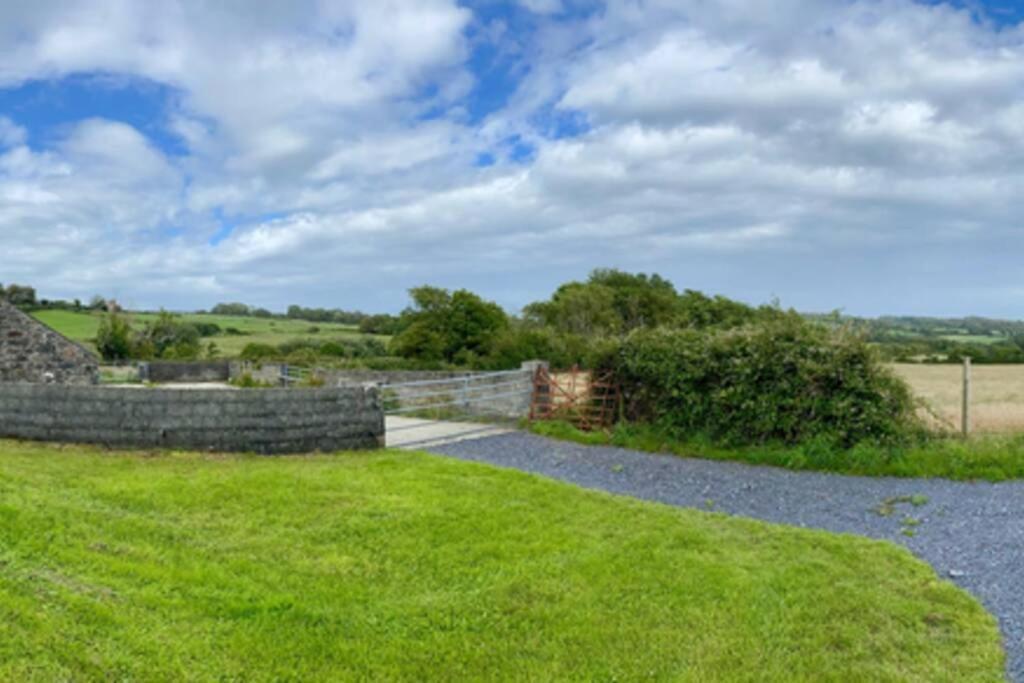 Willa Snowdon Bay - North Wales - Stunning Llyn Peninsula Mountain & Ocean Views - Wilde Retreats Pwllheli Zewnętrze zdjęcie
