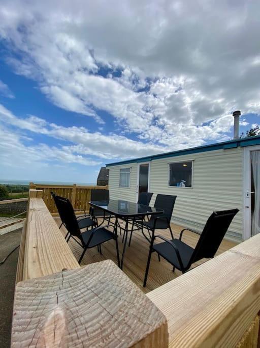 Willa Snowdon Bay - North Wales - Stunning Llyn Peninsula Mountain & Ocean Views - Wilde Retreats Pwllheli Zewnętrze zdjęcie